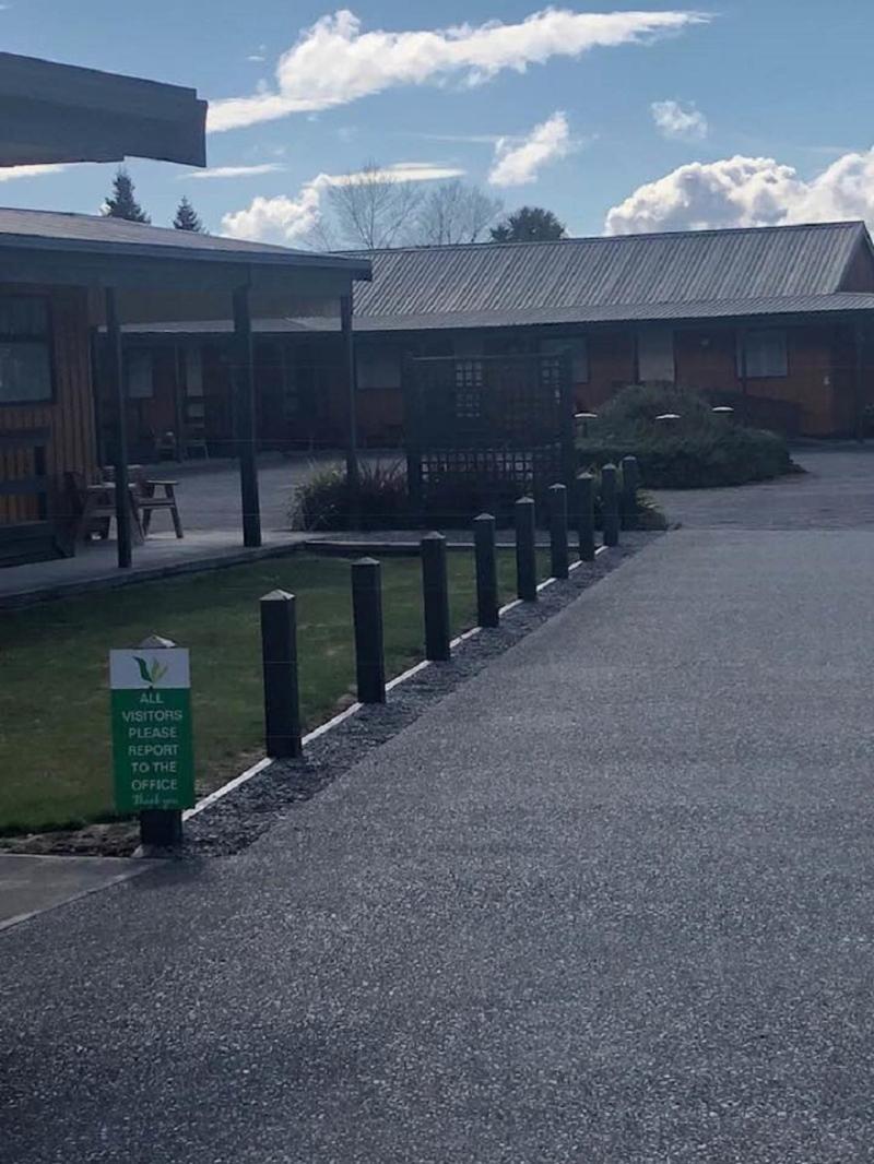 Waiouru Welcome Inn Экстерьер фото