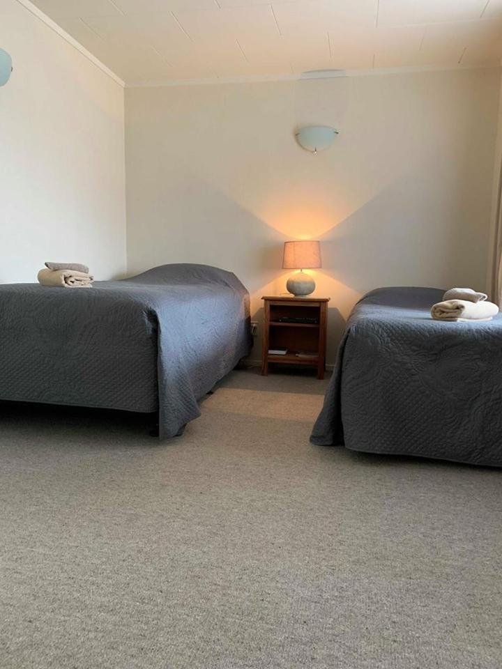 Waiouru Welcome Inn Экстерьер фото